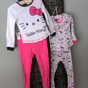 (2) Girls 4t Hello Kitty Pajama Sets
